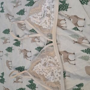 Victoria's Secret Cream and White Lace Triangle Bra